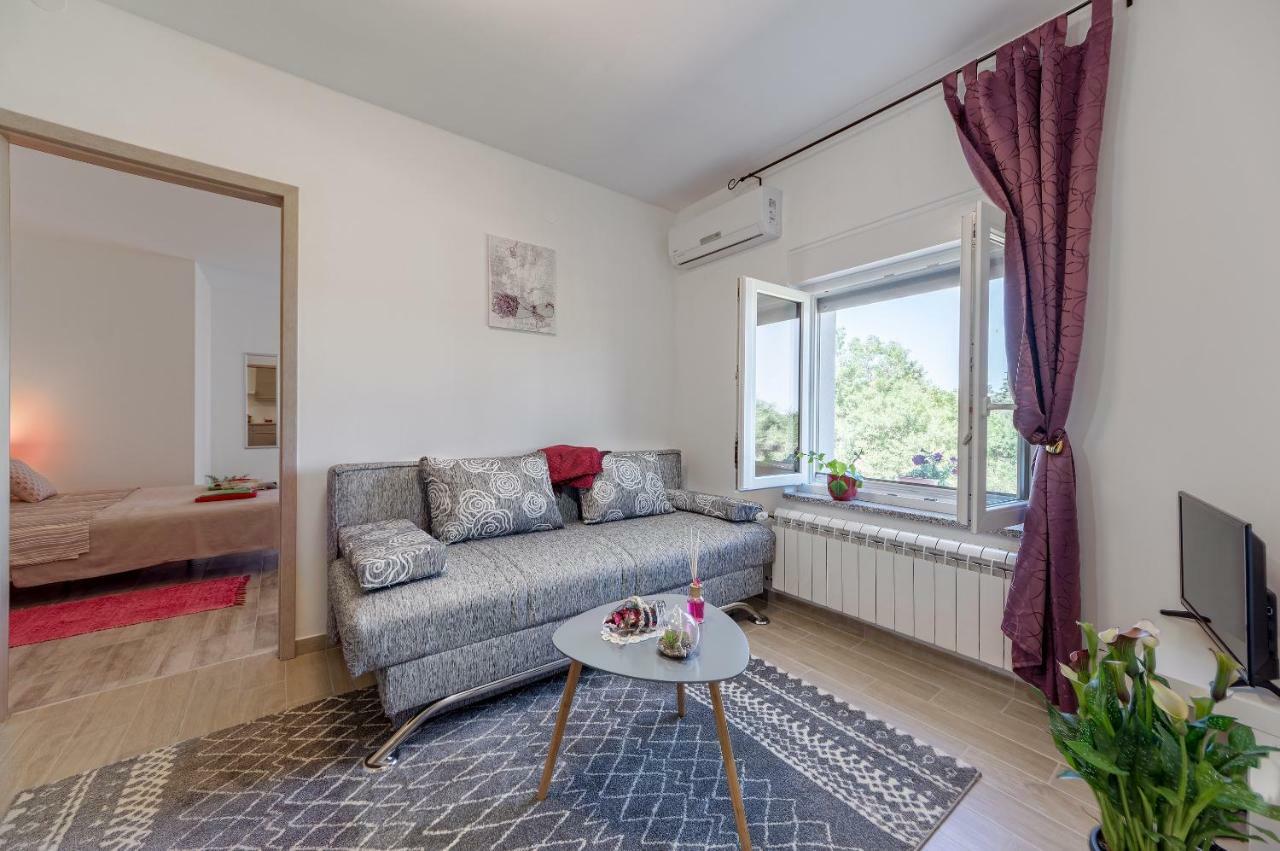 Apartment Lavander 02 Pula Zewnętrze zdjęcie